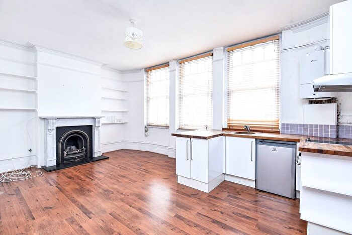 1 Bedroom Flat For Sale In Muswell Hill Broadway, London, N10