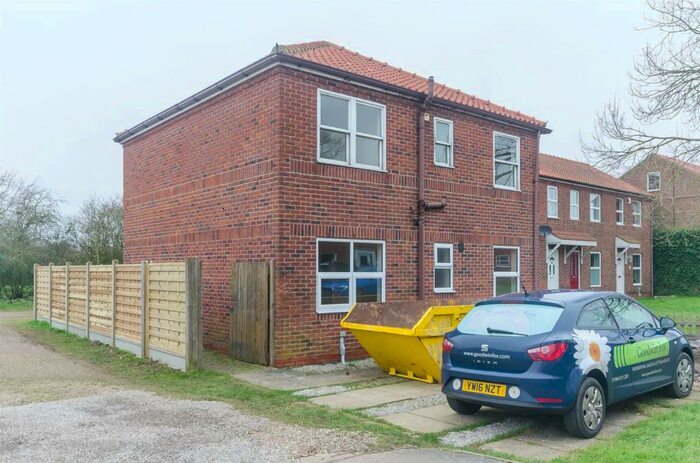 2 Bedroom Flat To Rent In Westgate ManorPatrington, HU12