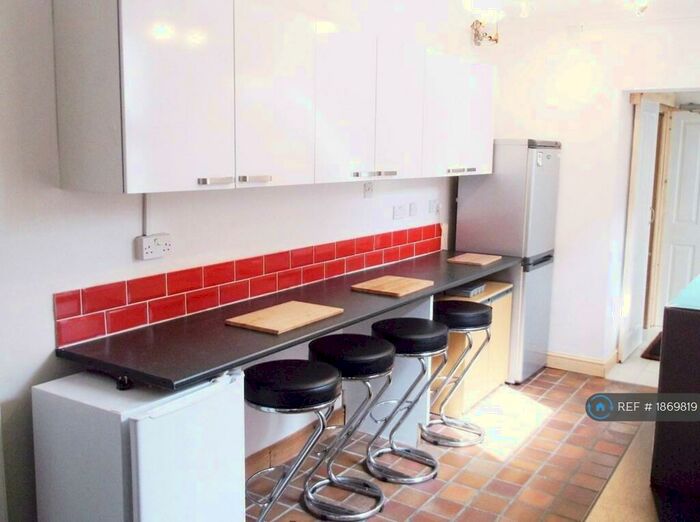 6 Bedroom Terraced House To Rent In Lorne Road, Leicester, LE2