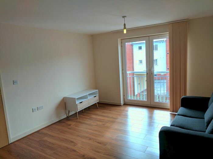 2 Bedroom Flat To Rent In Great Colmore Street, Birmingham, B15