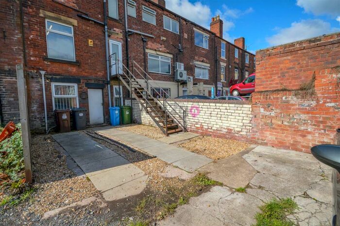 2 Bedroom Flat To Rent In High Street, Mosborough, Sheffield, S20