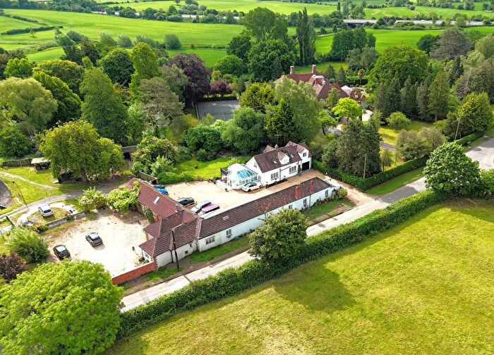 3 Bedroom Cottage For Sale In Upper Seagry, Hungerdown Lodge, SN15