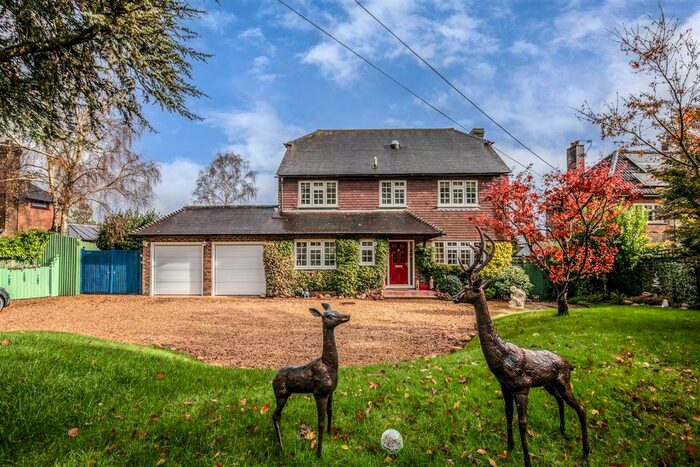 4 Bedroom Detached House For Sale In Maynards Green, Heathfield, TN21