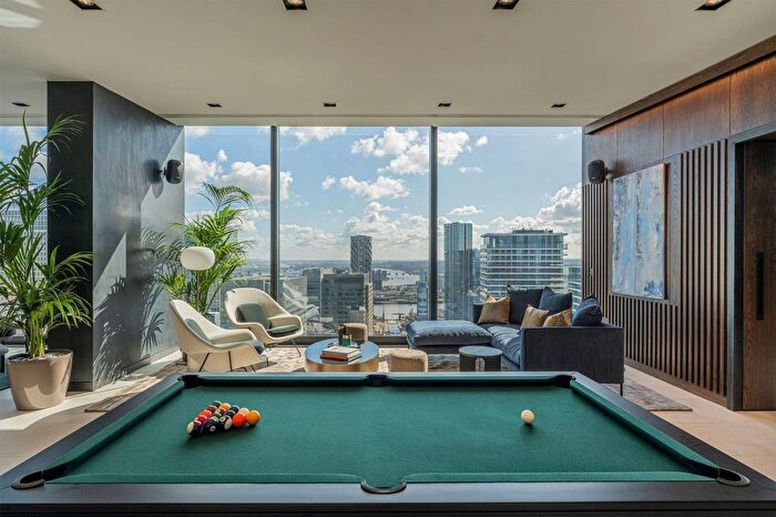 3 Bedroom Flat For Sale In Landmark Pinnacle, Tower Hamlets, London, E14