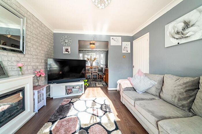 3 Bedroom Detached House For Sale In York Road, Connah's Quay, CH5