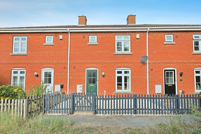 3 Bedroom Terraced House For Sale In Tolye Road, Norwich, NR5