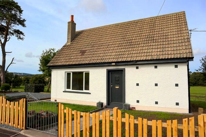 3 Bedroom Detached House For Sale In Douglas, Lanark, South Lanarkshire, ML11