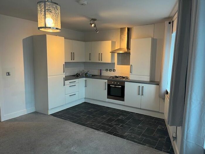 1 Bedroom Flat To Rent In Christchurch Road, Bournemouth, BH7