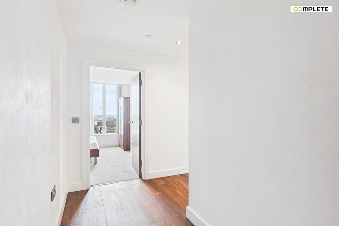 2 Bedroom Flat For Sale In The Assembly, M1