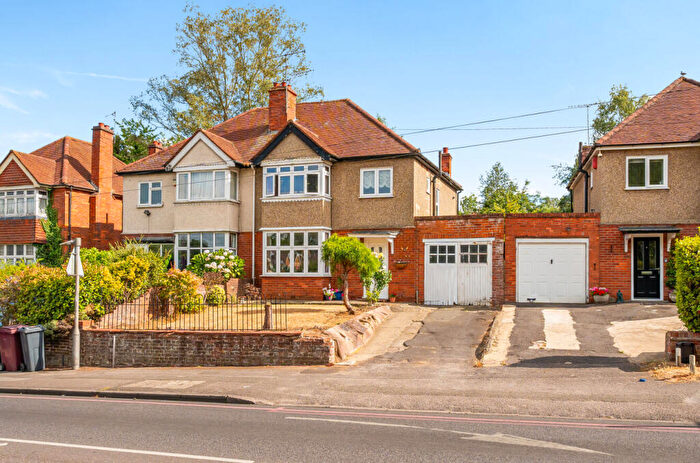 3 Bedroom Semi Detached House For Sale In Norcot Road, Tilehurst, Reading, RG30