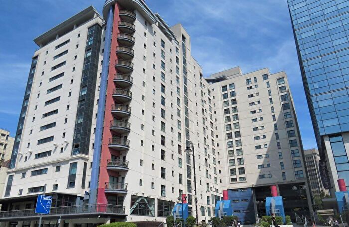 3 Bedroom Apartment To Rent In Churchill Way, Cardiff(City), CF10