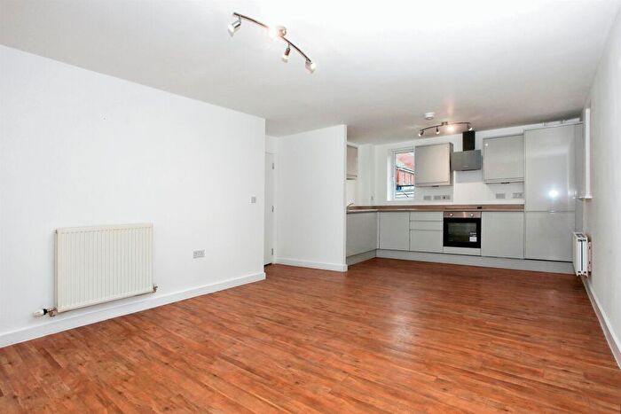 2 Bedroom Flat For Sale In Spring Avenue, Hampton Vale, Peterborough, PE7