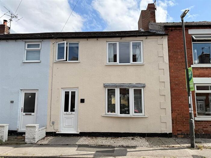 3 Bedroom Terraced House For Sale In Wood Street, Ripley, DE5