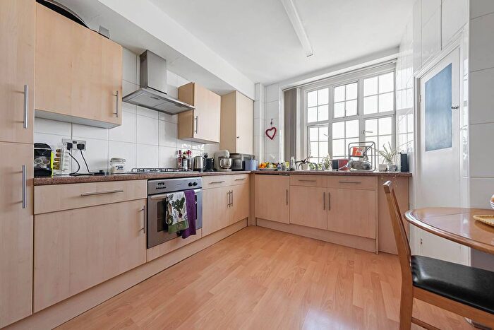 1 Bedroom Flat To Rent In Old Town, Clapham Old Town, London, SW4