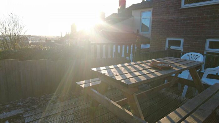 4 Bedroom Terraced House To Rent In Bedroom Student Property At !!, LN1