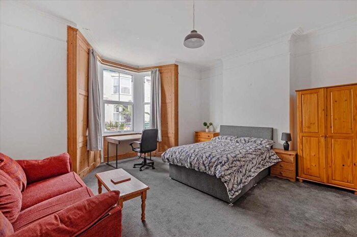 6 Bedroom Terraced House To Rent In Hill Park Crescent, Plymouth, PL4