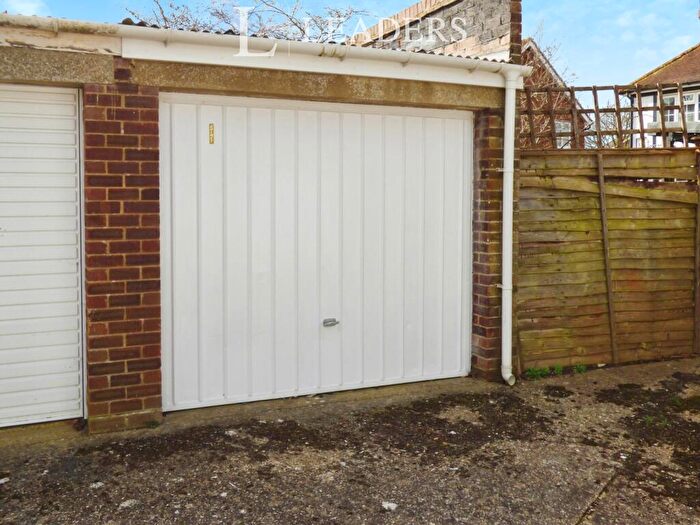 Garage / Parking To Rent In Cove Road, Rustington, BN16