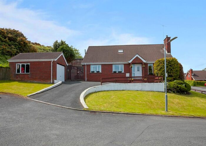 4 Bedroom Detached House For Sale In Forge Hill Court, Saintfield, Ballynahinch, BT24