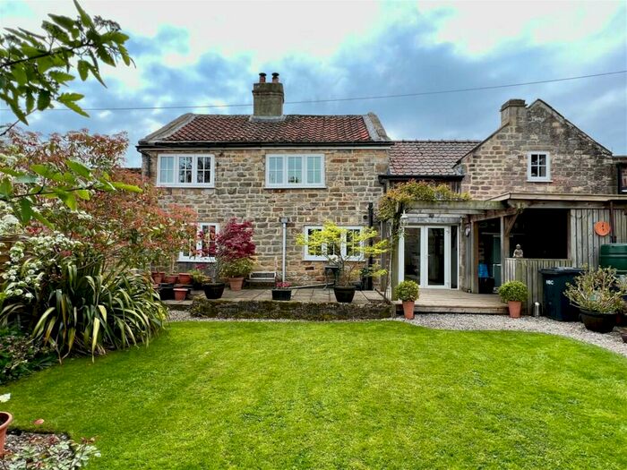 3 Bedroom Cottage For Sale In Little Ribston, Knaresborough Road, LS22