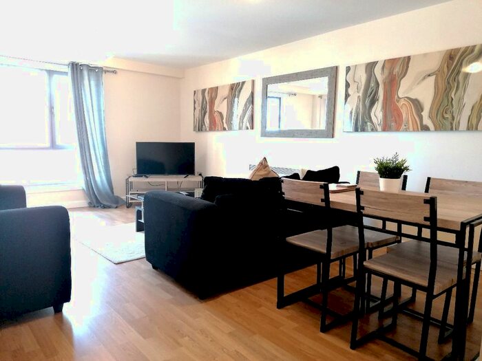 2 Bedroom Flat To Rent In Baltic Quay, Mill Road, Gateshead, NE8