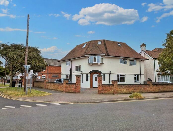 7 Bedroom Detached House For Sale In Park Avenue, Skegness, PE25