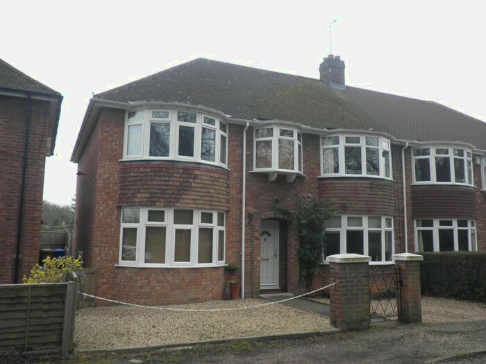 5 Bedroom Property To Rent In Newmarket Road, Bury St. Edmunds, IP33