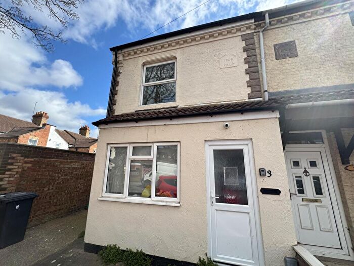 4 Bedroom Terraced House For Sale In Milton Road, Peterborough, Cambridgeshire, PE2