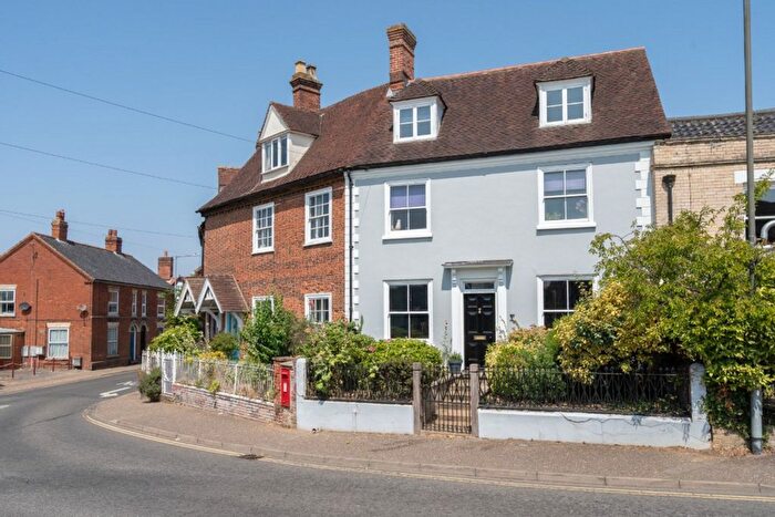 3 Bedroom Terraced House For Sale In Pople Street, Wymondham, NR18