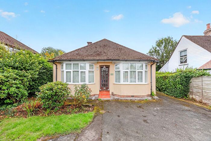 4 Bedroom Bungalow For Sale In Main Road, Biggin Hill, Westerham, TN16