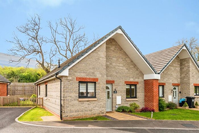 2 Bedroom Semi-Detached Bungalow For Sale In Barnes Road, Swindon, SN3