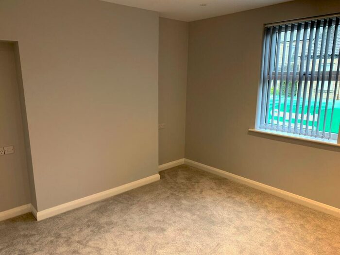 2 Bedroom Apartment To Rent In Buxton Road; Disley., SK12