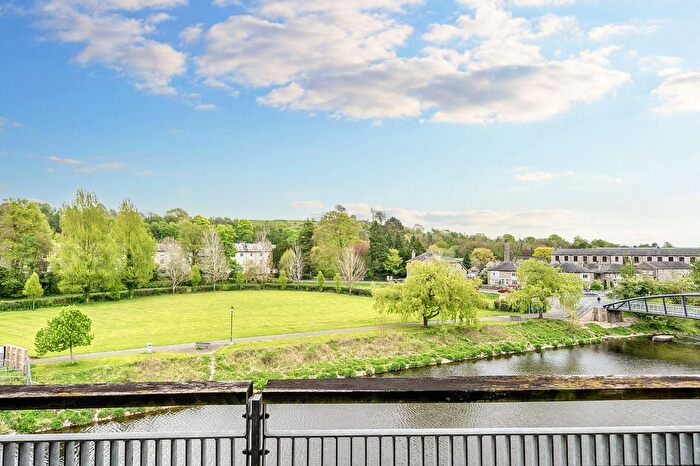 2 Bedroom Flat For Sale In Stramongate, Kendal, LA9