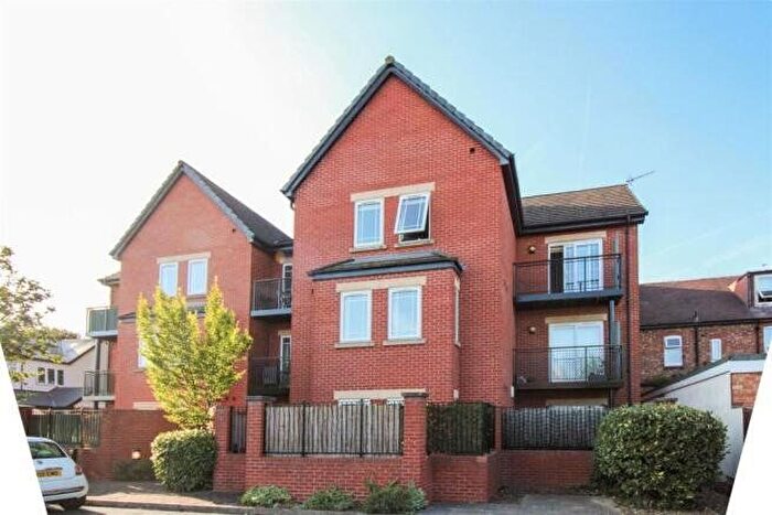 2 Bedroom Flat To Rent In Bruce Drive, West Bridgford, Nottingham, Nottinghamshire, NG2