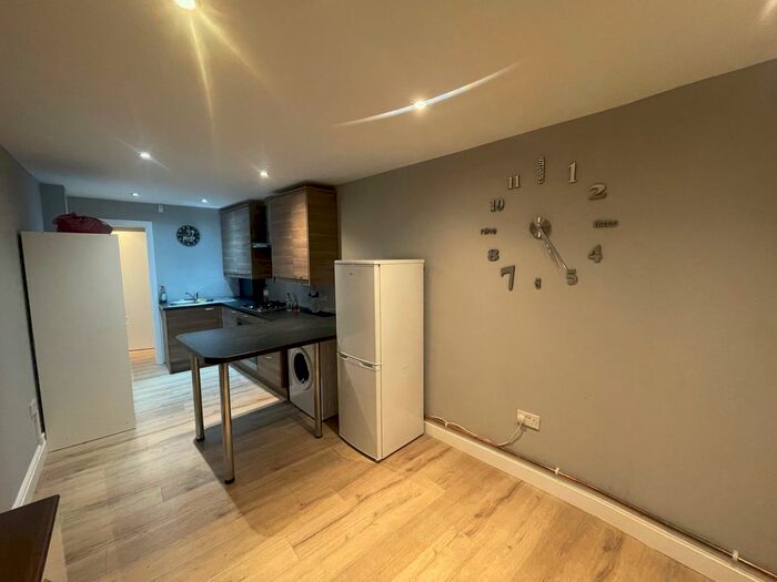 1 Bedroom Terraced House To Rent In Verwood Road, Harrow, Greater London, HA2