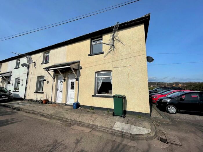 3 Bedroom End Of Terrace House To Rent In Railway Terrace, Rogiet, Caldicot, Mon., NP26