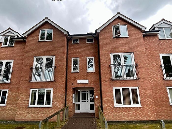 2 Bedroom Flat To Rent In North Leas Avenue, Scarborough, YO12