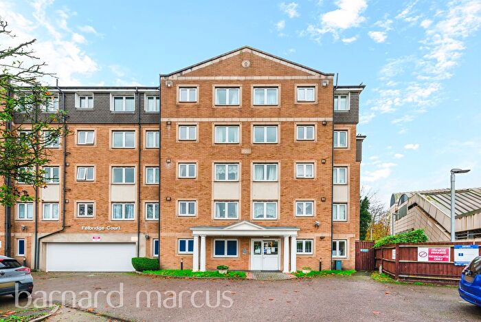 1 Bedroom Flat For Sale In High Street, Feltham, TW13