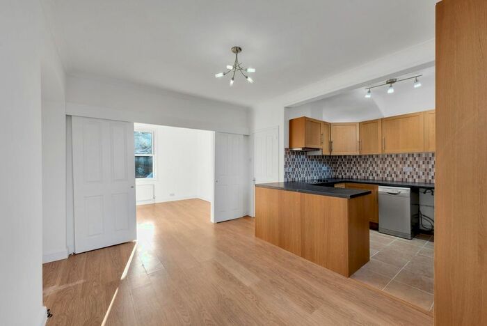 3 Bedroom Terraced House To Rent In Roundtable Road, Downham, Bromley, BR1