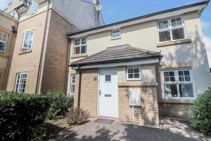 2 Bedroom Maisonette Flat To Rent In The Hawthorns, Flitwick, Bedford, MK45