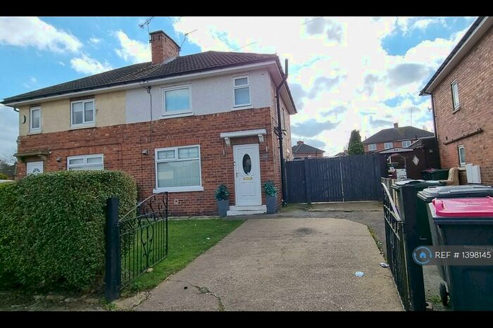 3 Bedroom Semi-Detached House To Rent In Goldsmith Road, Rotherham, S65