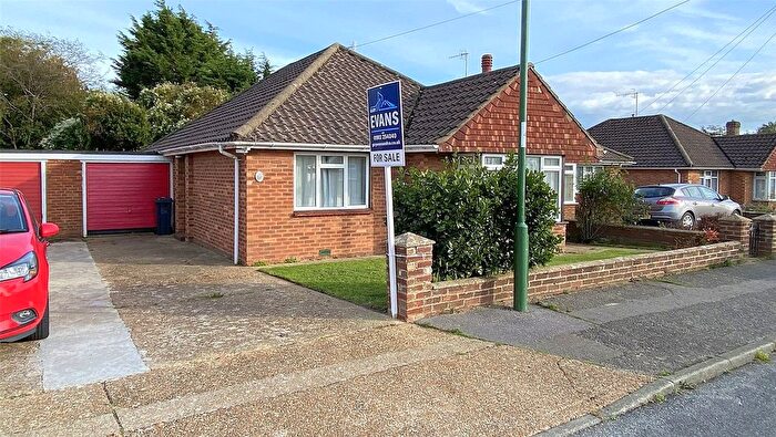 2 Bedroom Bungalow For Sale In Freshfields Close, Lancing, West Sussex, BN15