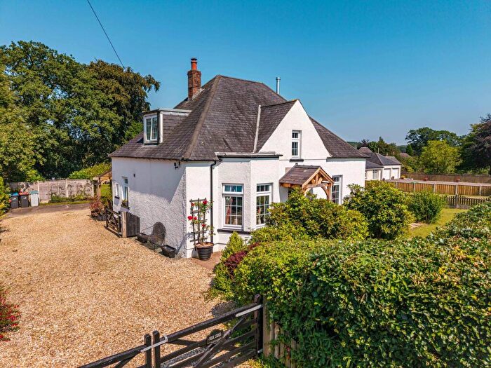 3 Bedroom Detached House For Sale In Neuk Lodge, Canonbie, DG14