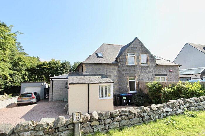 4 Bedroom Semi-Detached House To Rent In Craigton Road, Cults, AB15