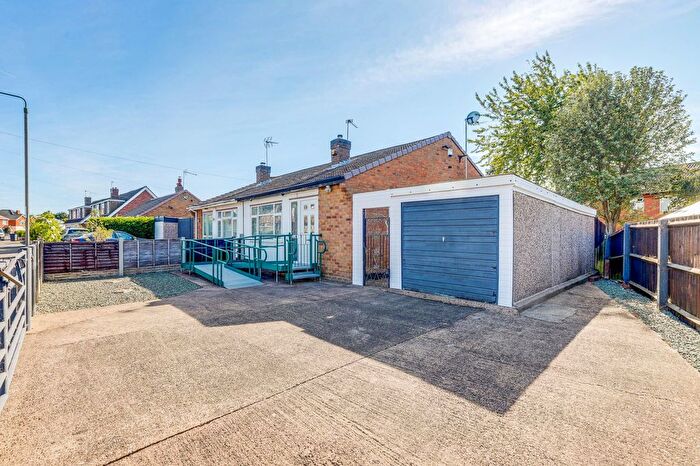 2 Bedroom Semi-detached Bungalow For Sale In Rydal Avenue, Long Eaton, NG10