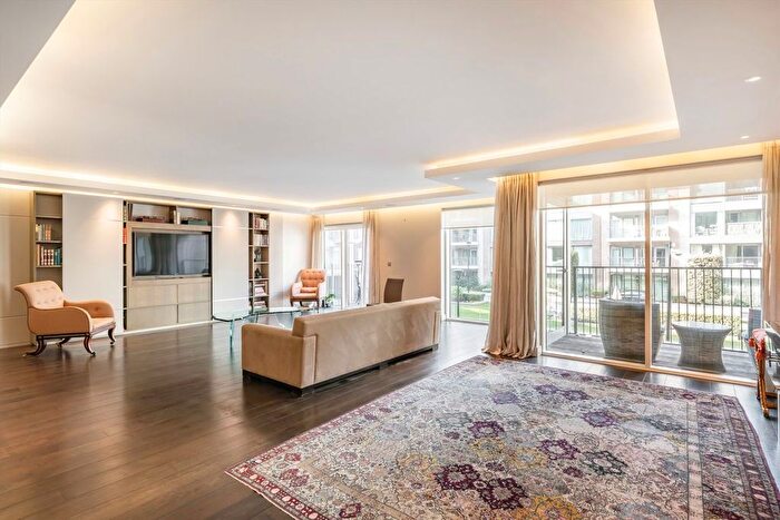 3 Bedroom Flat For Sale In Park Street, Fulham, SW6