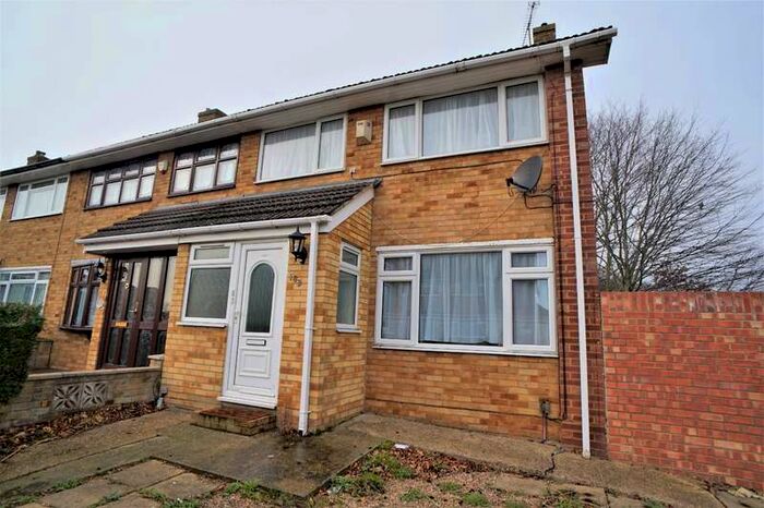 3 Bedroom End Of Terrace House To Rent In Marling Way, Gravesend, DA12