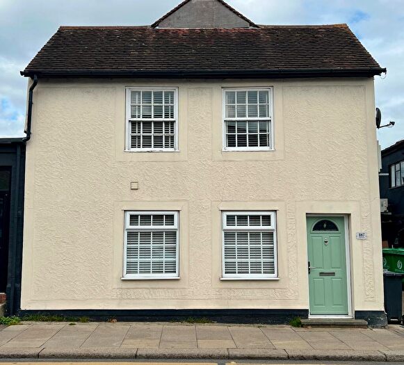 1 Bedroom Ground Maisonette To Rent In High Street, Maldon, Essex, CM9