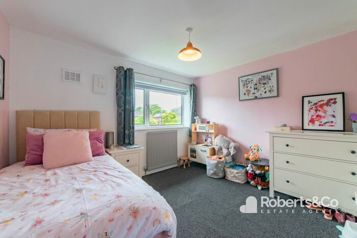 2 Bedroom Semi-Detached House For Sale In Parrock Close, Penwortham, Preston, PR1