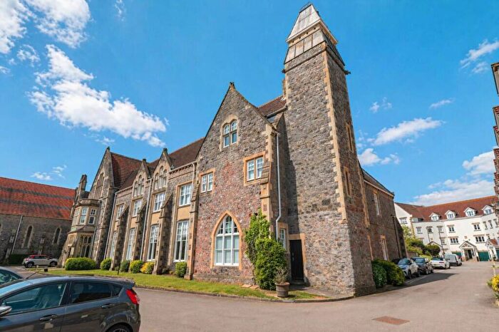 1 Bedroom Apartment For Sale In Royal Sands, Weston-super-Mare, Somerset, BS23