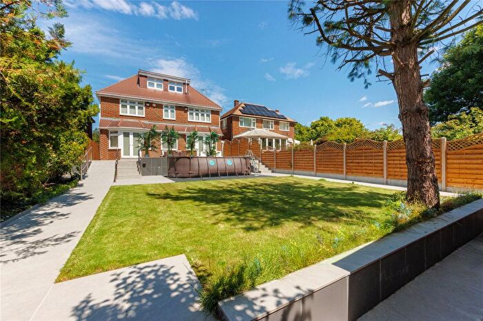 5 Bedroom Detached House For Sale In Newberries Avenue, Radlett, Hertfordshire, WD7